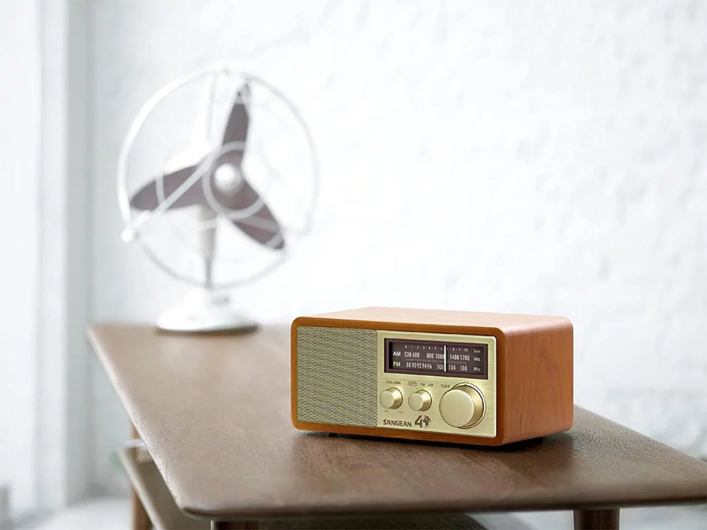 Hi-Fi Tabletop Radio X378