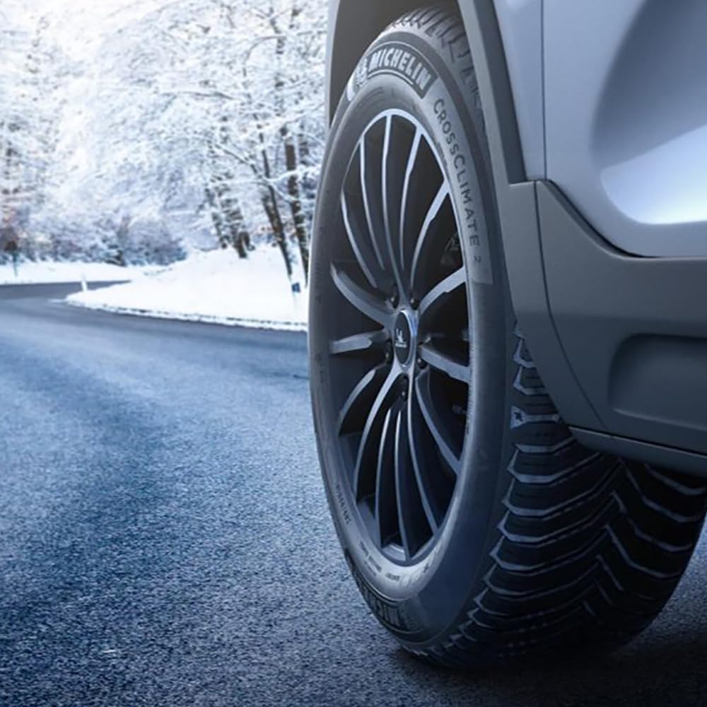 235/50R18 97V All-Season Car Tire D718601