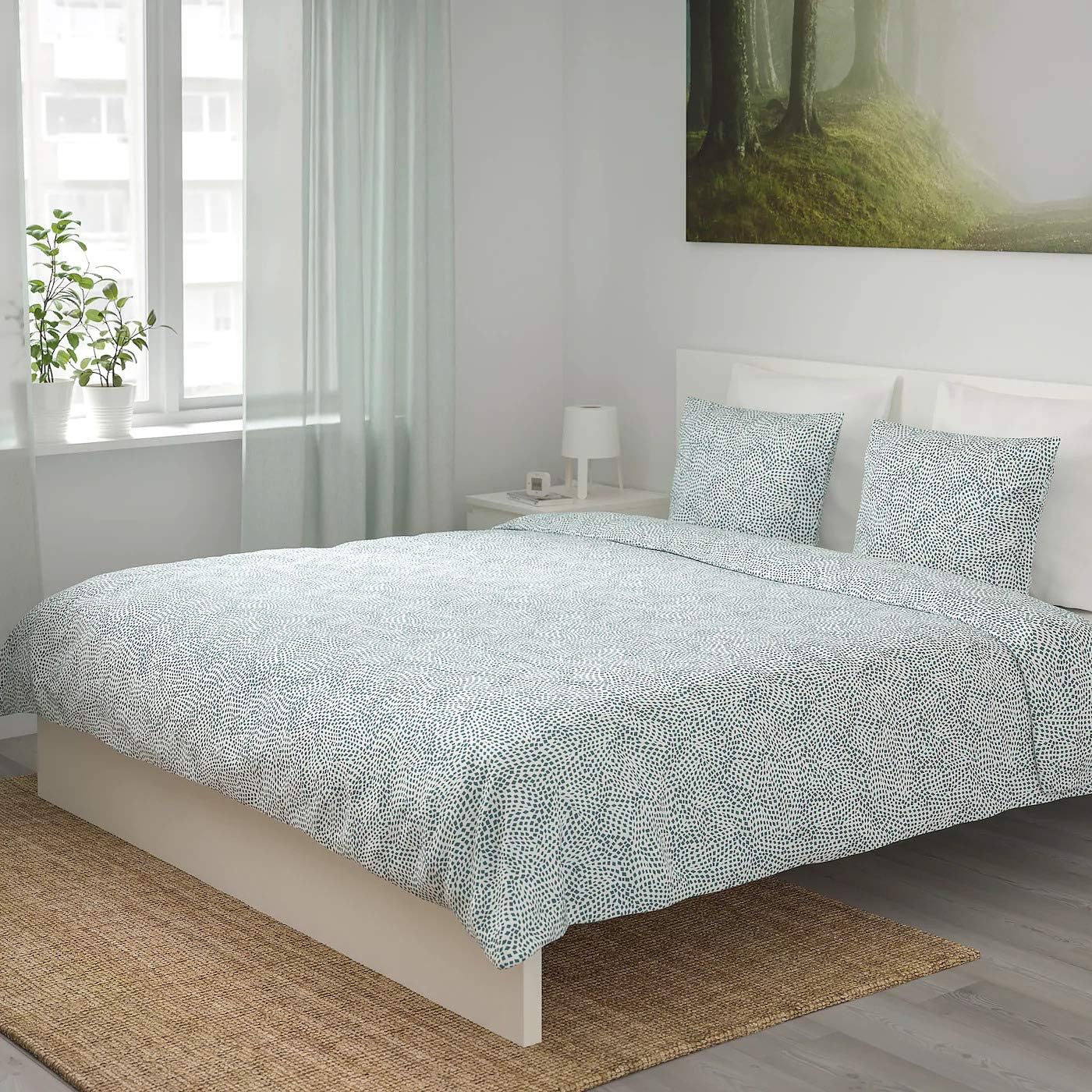 White/Blue Full/Queen Duvet Cover and Pillowcase(s) D1196