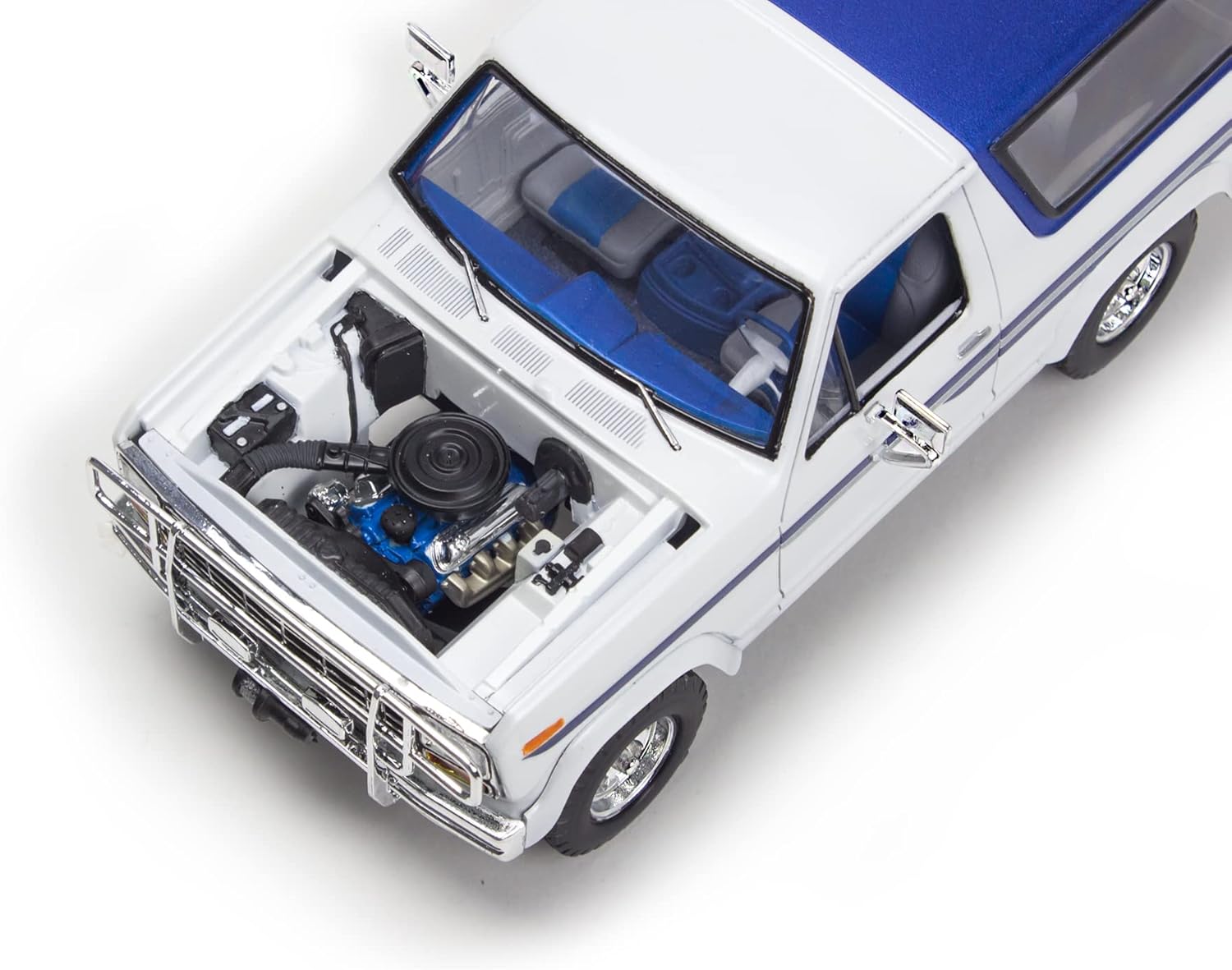 1:24 scale 157-Piece Model Truck Building Kit P403