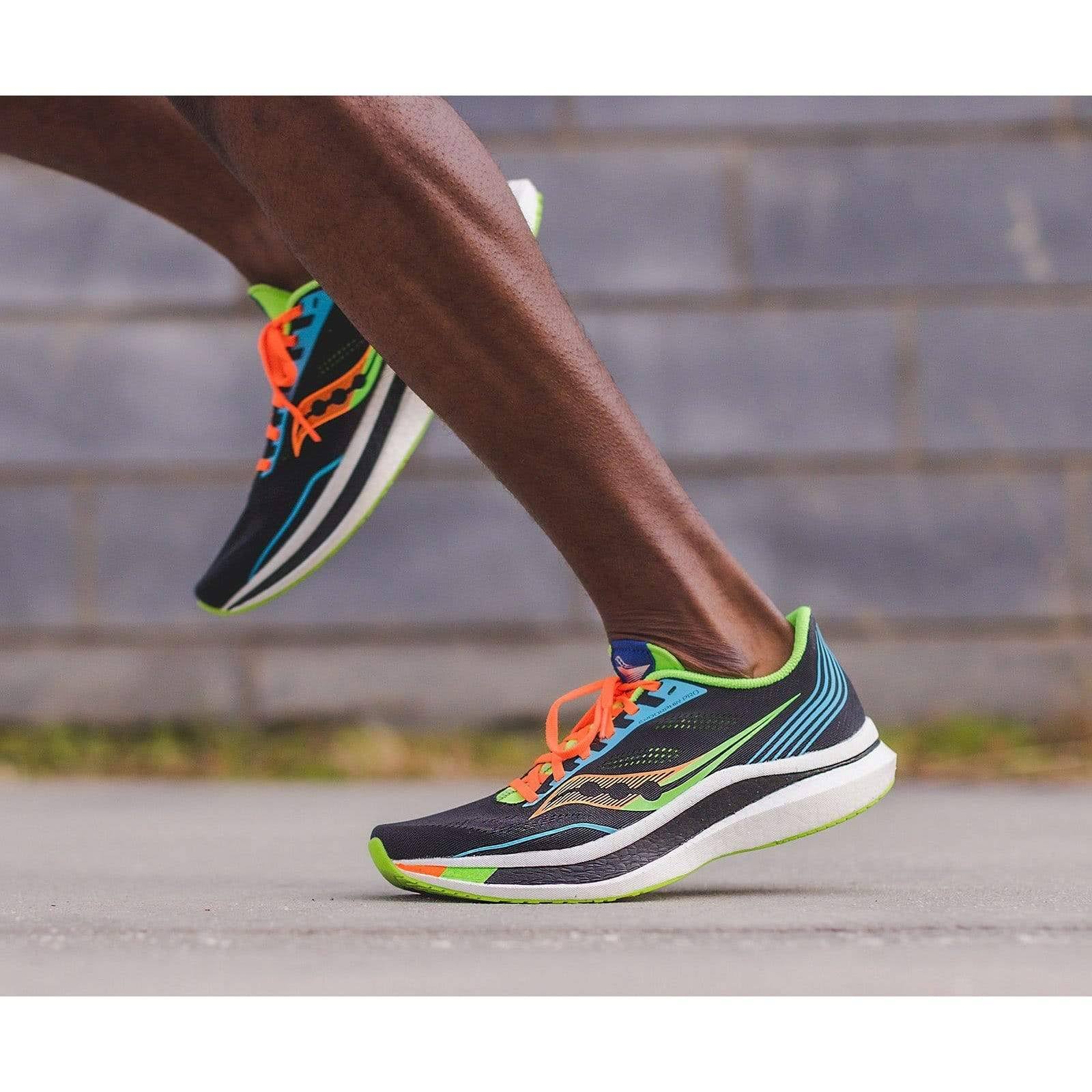Black Endorphin Pro Running Shoes O391