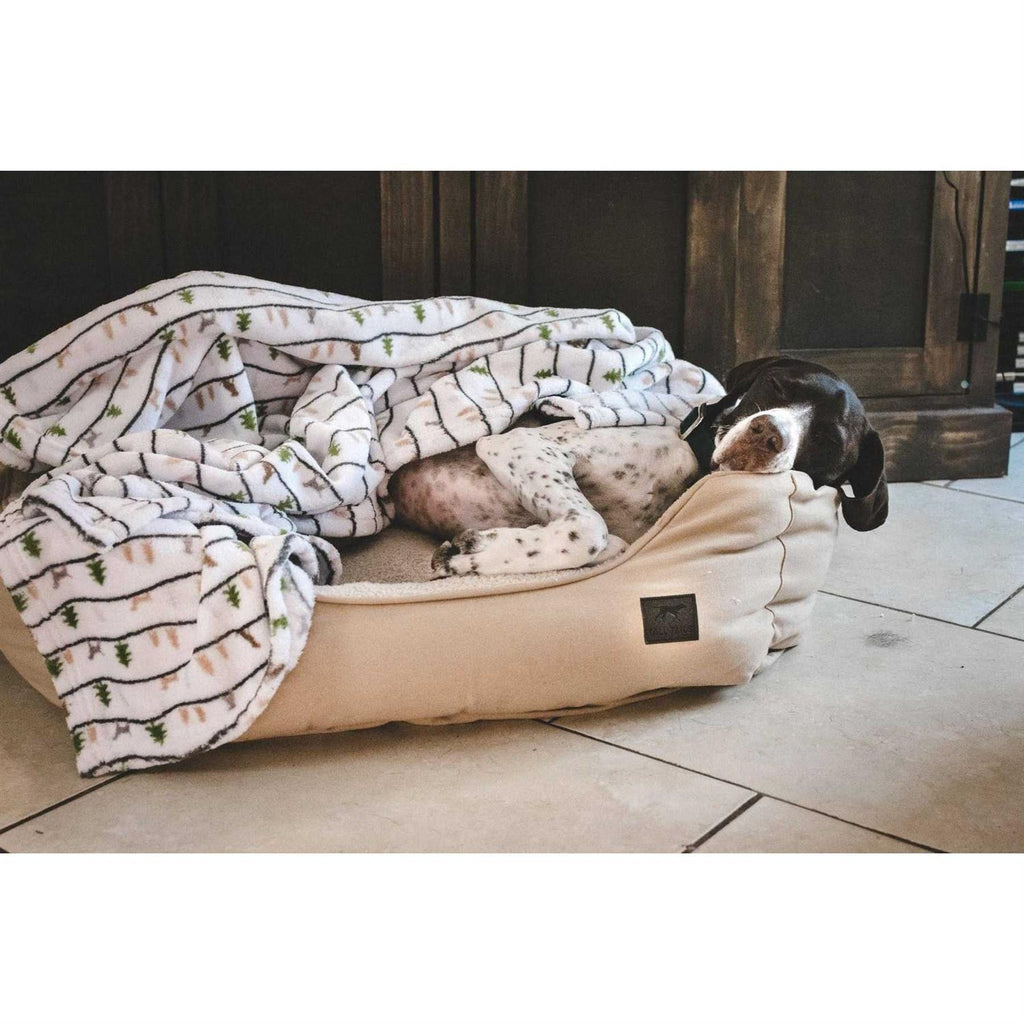 Tall Tails Dream Chaser Bolster Bed N6273