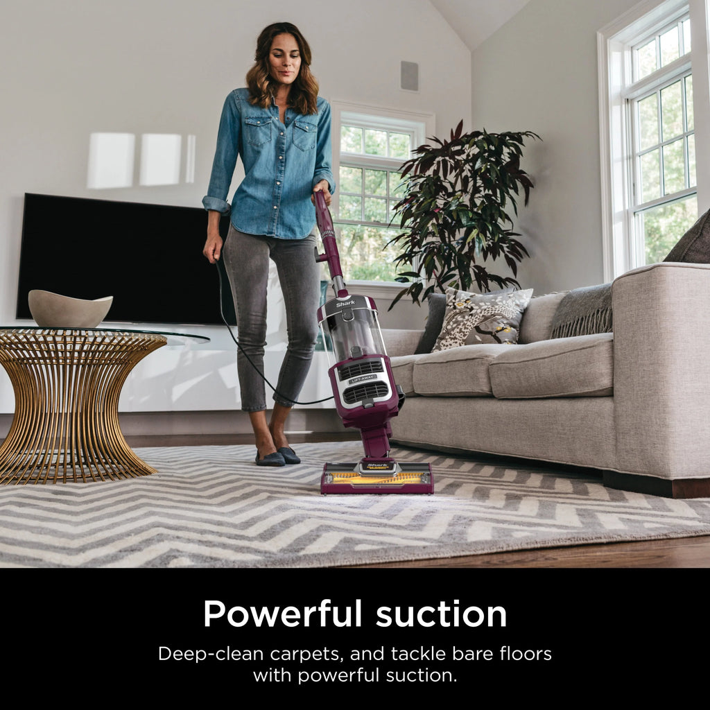 Upright Vacuum with Self-Cleaning Brushroll K8768
