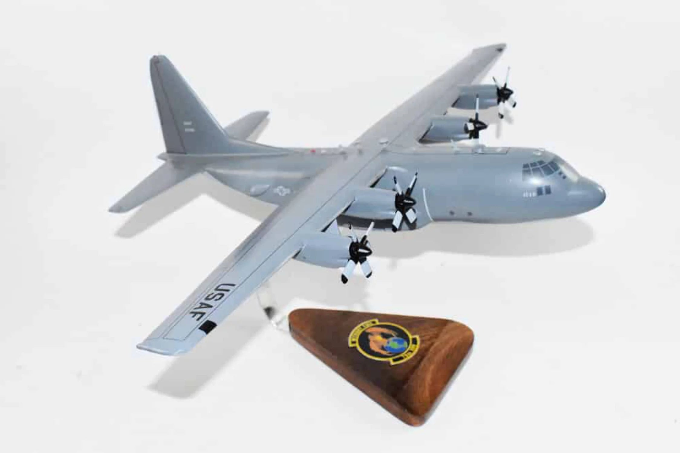 Mahogany Scale Model M64415