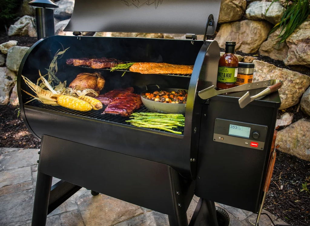 Black Wood Pellet Grill and Smoker V61685