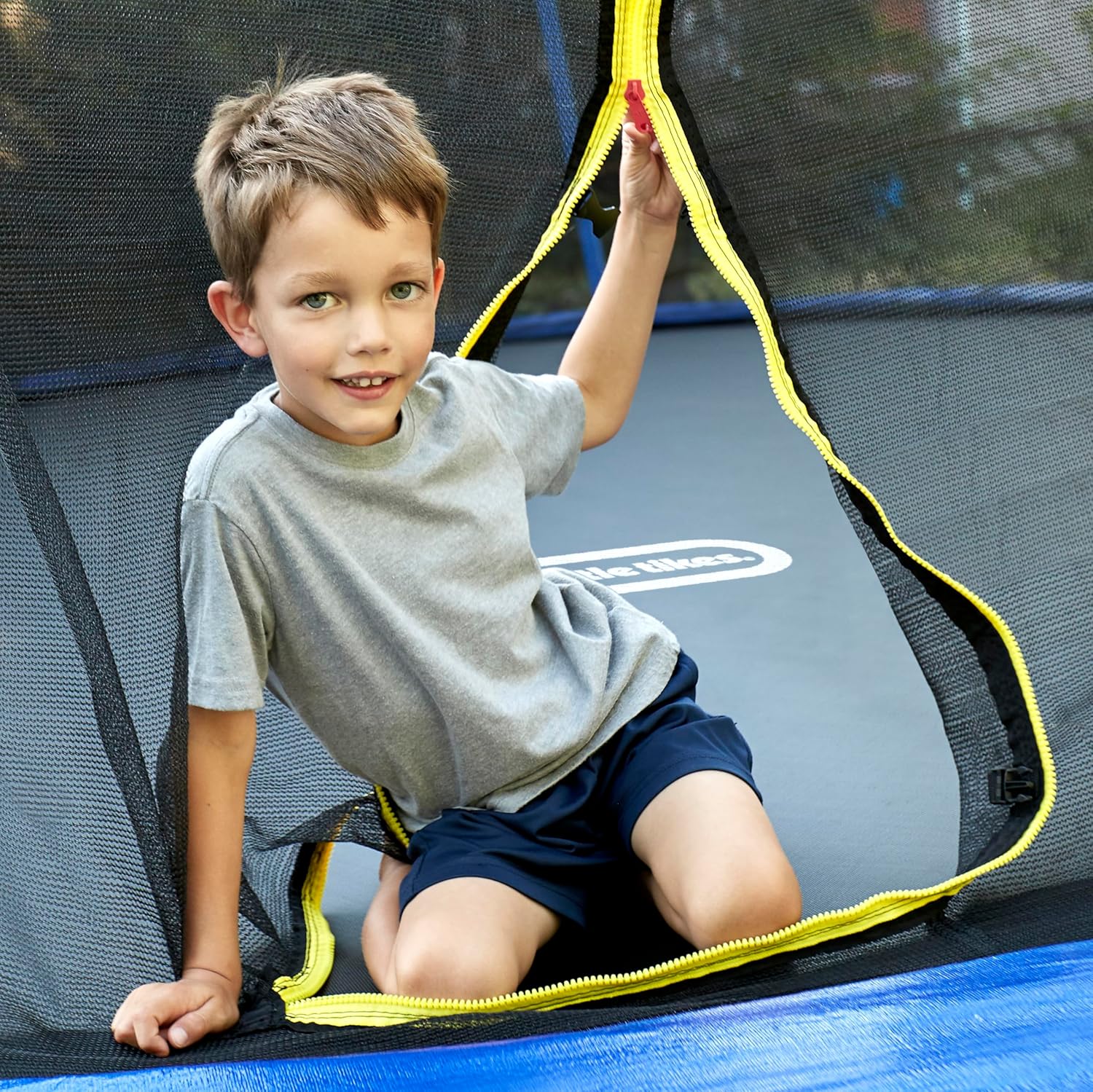 15-Foot Trampoline with Net U8817