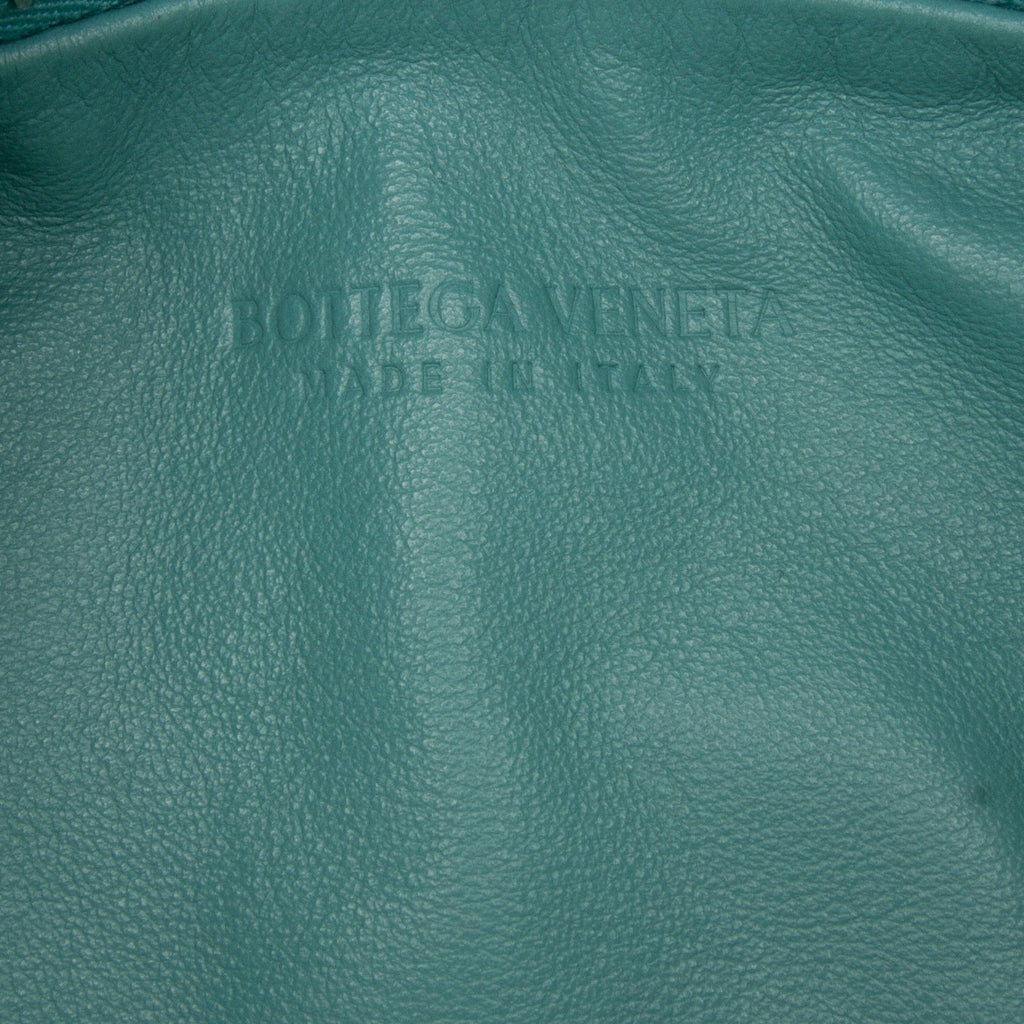 Pre-Owned Authenticated Blue Calf Leather Handbag D188