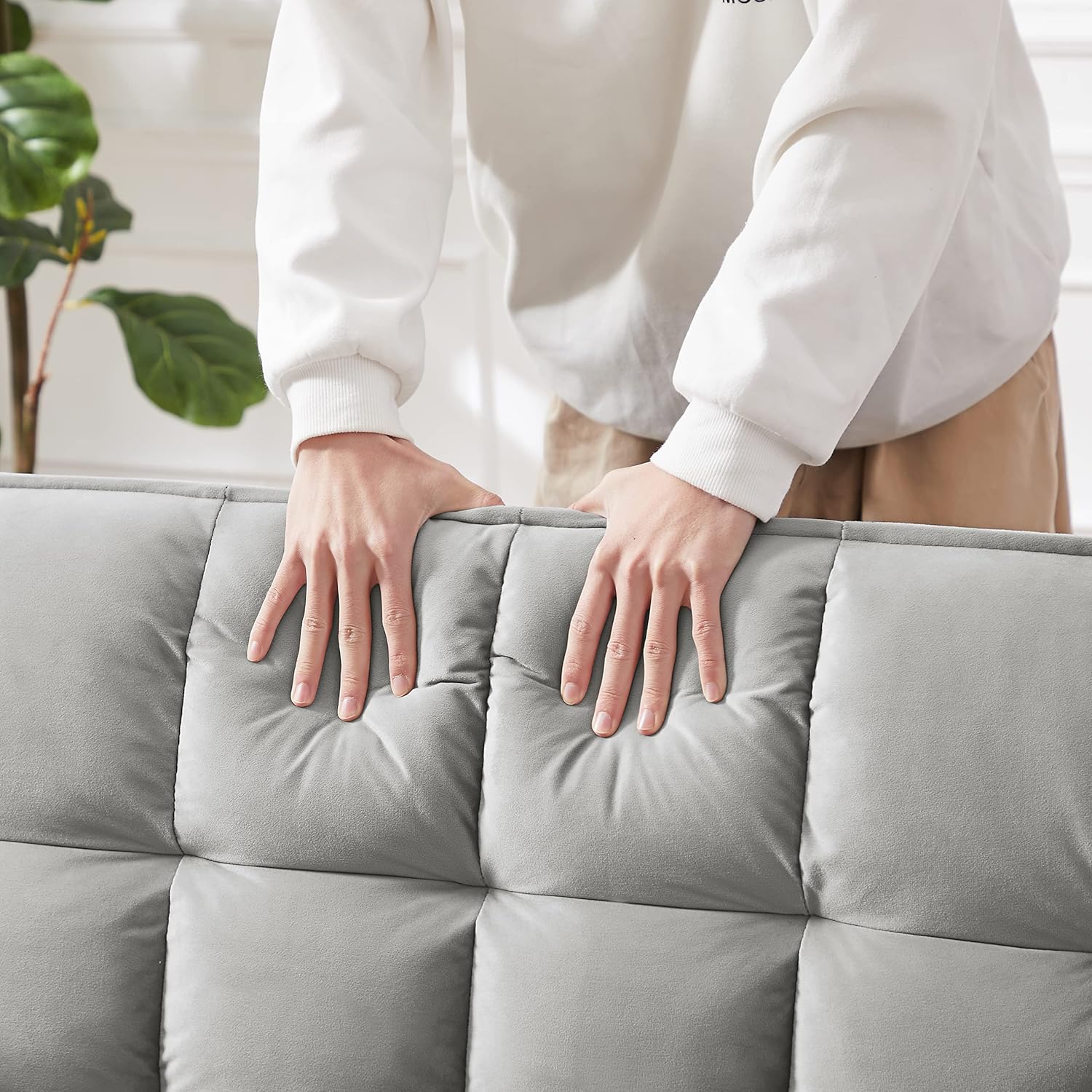 Gray Full Pull Out Sofa Bed with Pillows M9619