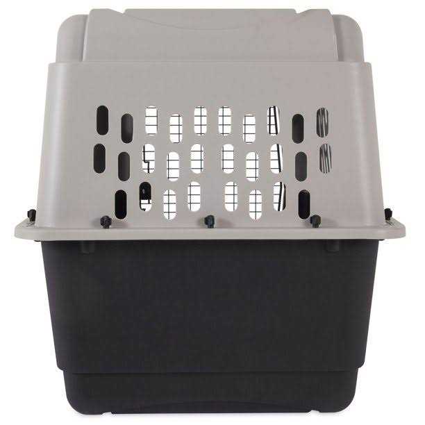 Hard-Sided Pet Kennel H680