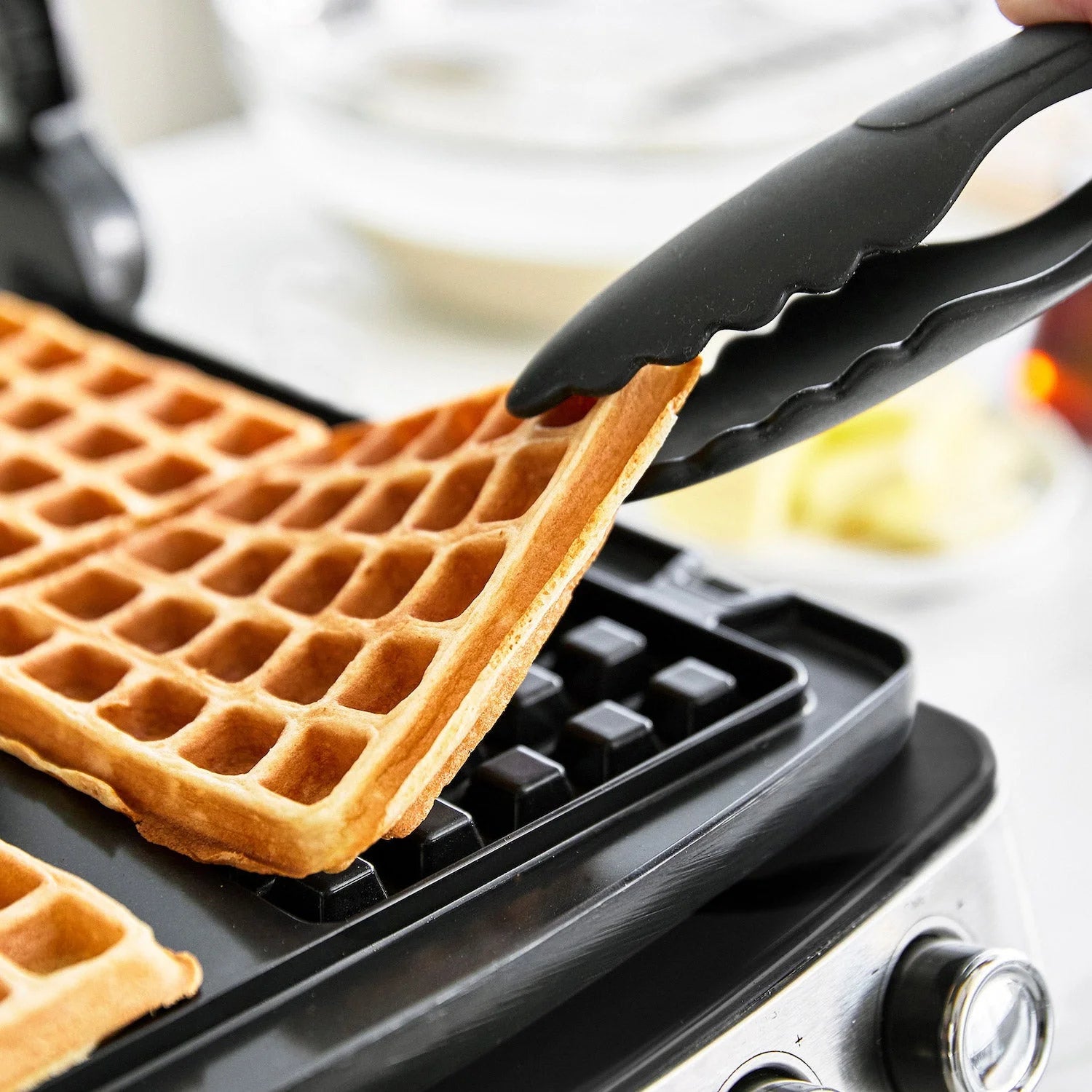 4-Square Waffle Maker V90090