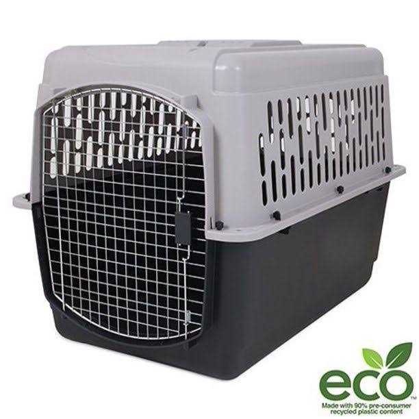 Hard-Sided Pet Kennel H680