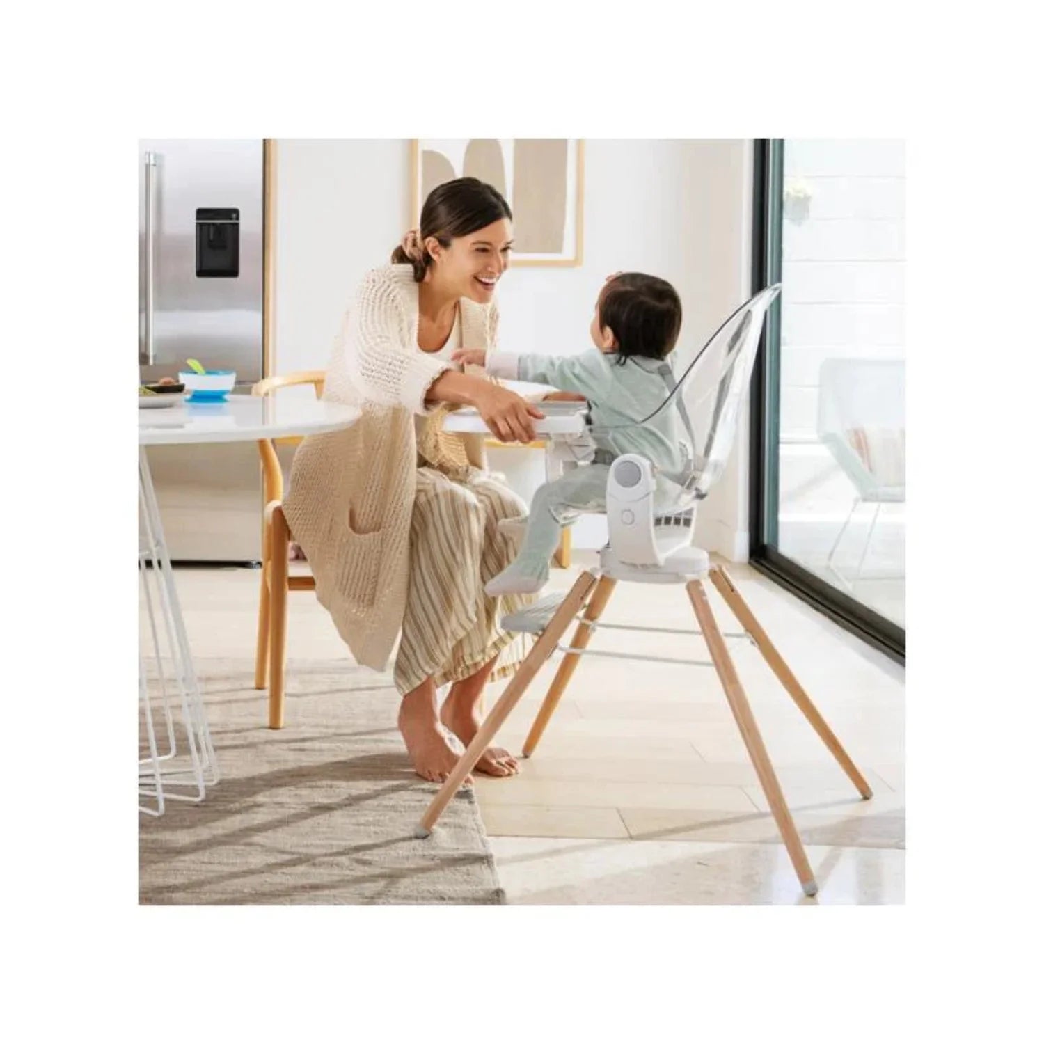 White Baby and Toddler High Chair D94395