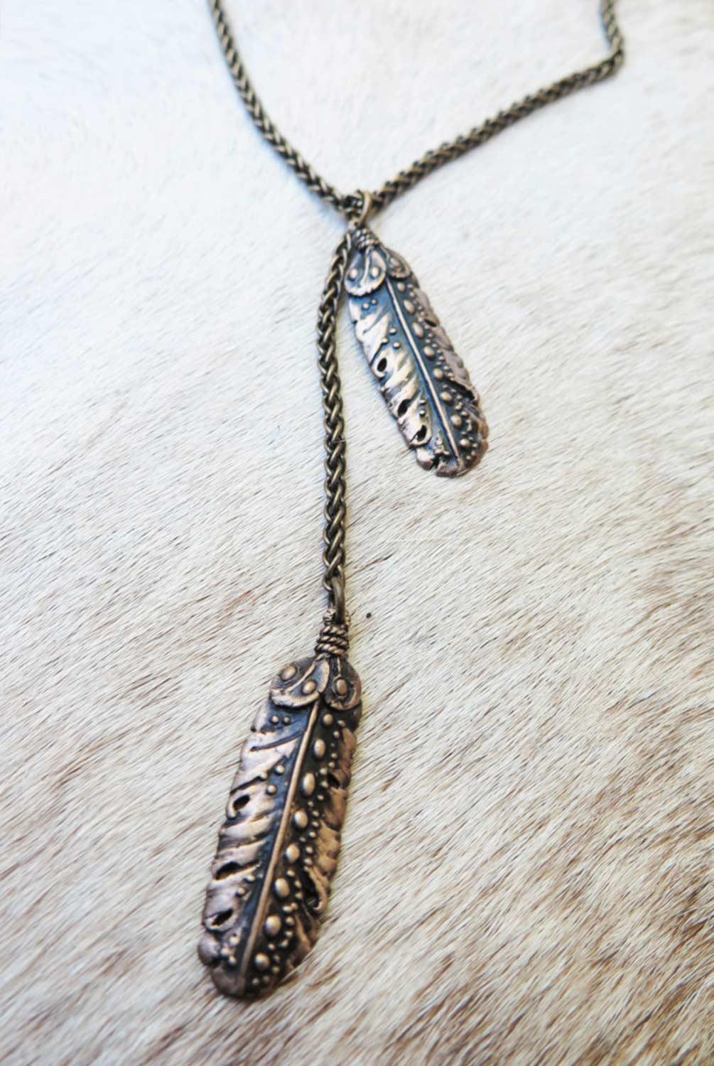 Cielo Feather Antique Bronze Lariat Necklace