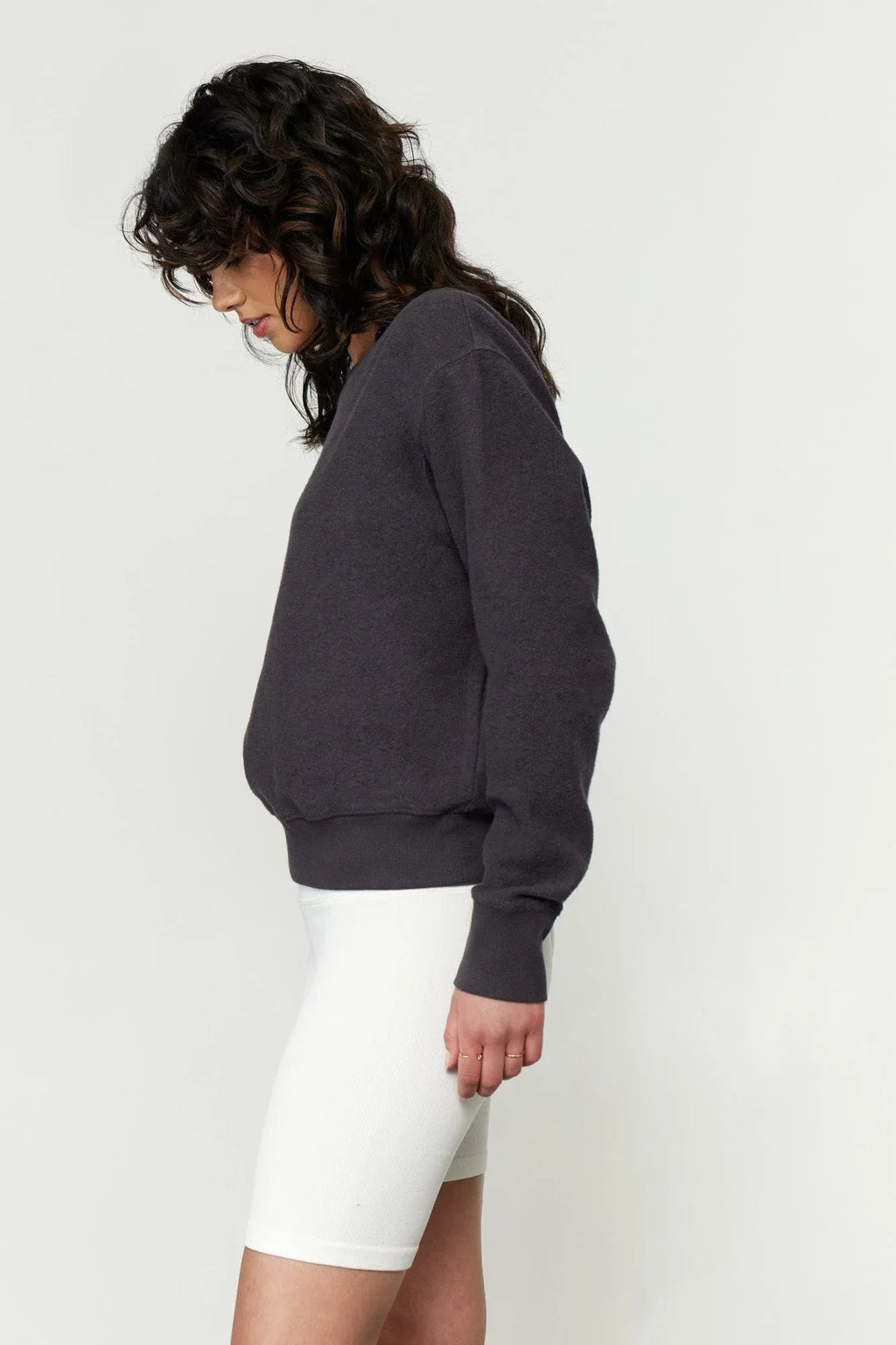 Sherpa Vida Pullover - Black